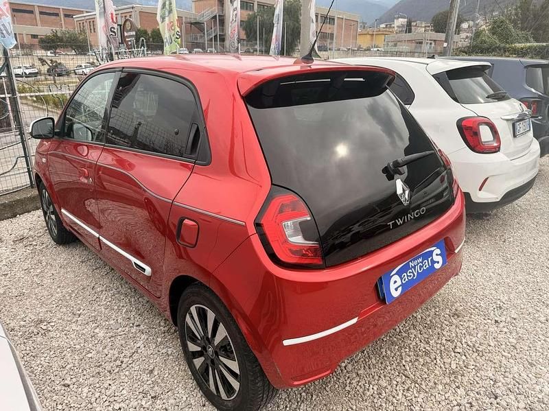 Usata Renault Twingo Intens 65 CV (47 kW) 2021 Rosso Utilitaria