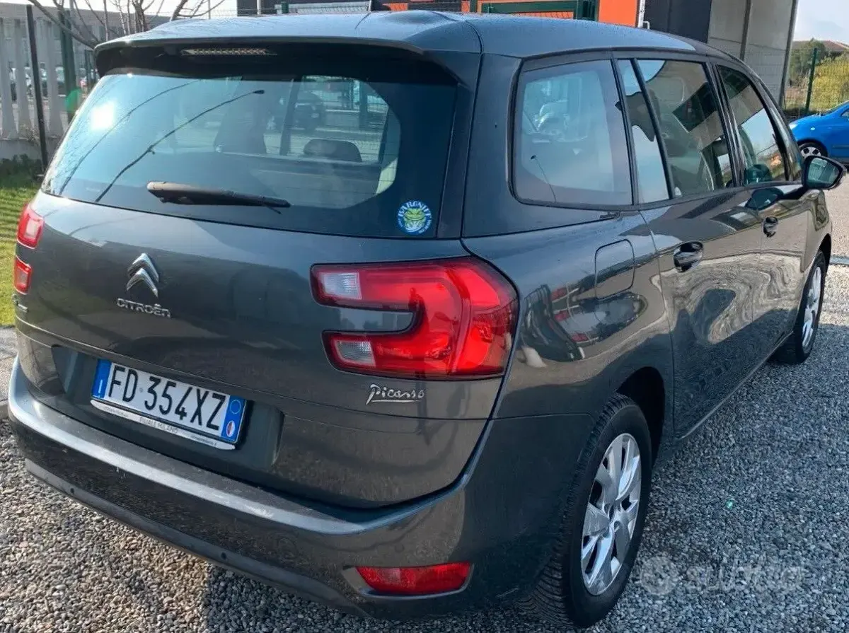 Usata Citroën Grand C4 Picasso Exclusive 120 CV (88 kW) 2016 Grigio Monovolume