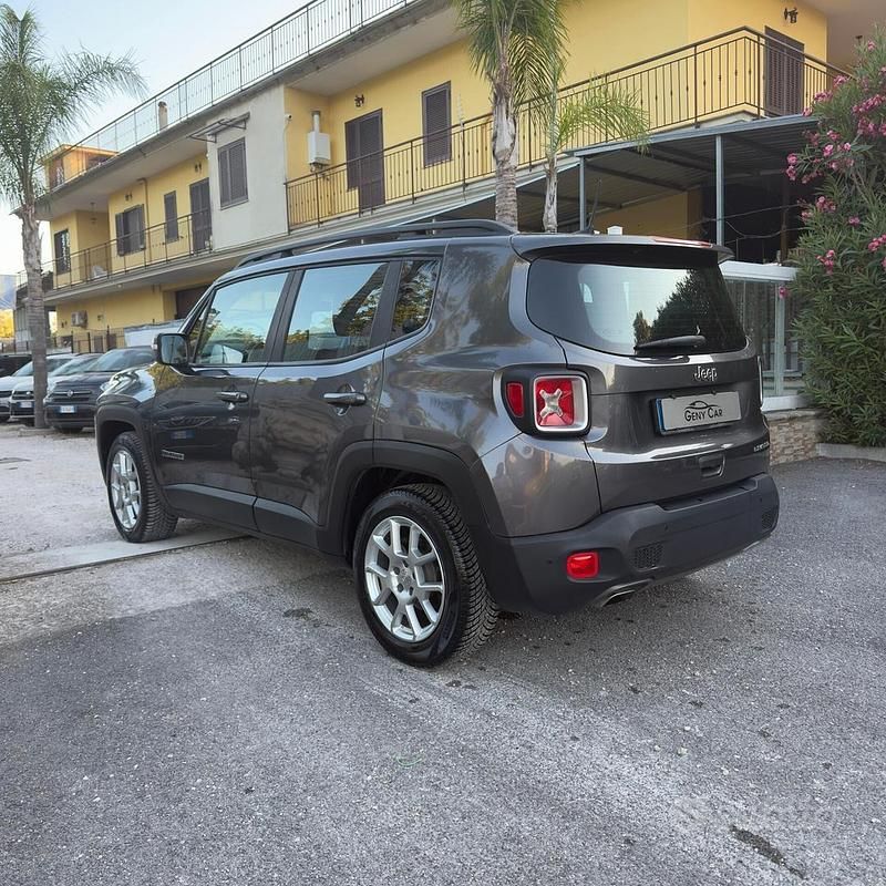 Usata Jeep Renegade Limited 120 CV (88 kW) 2019 Grigio SUV