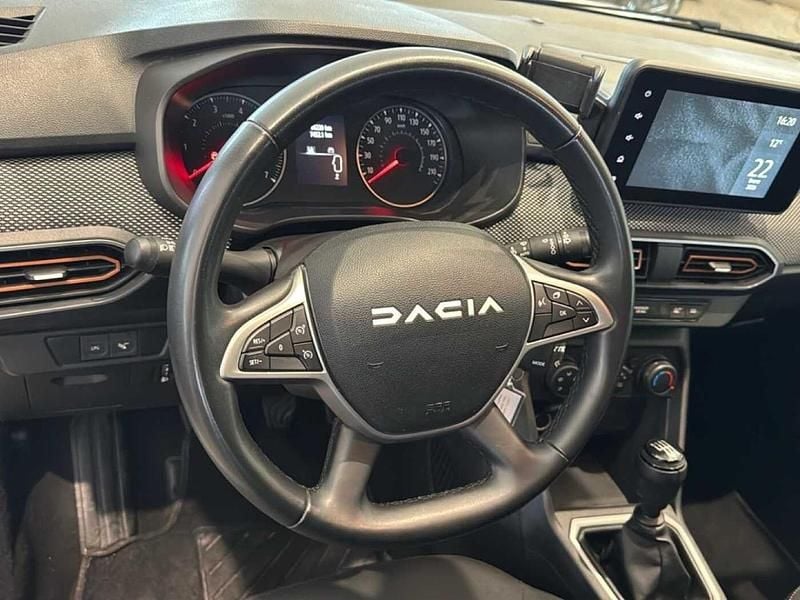 Usata Dacia Sandero Comfort 101 CV (74 kW) 2023 Bianco Utilitaria