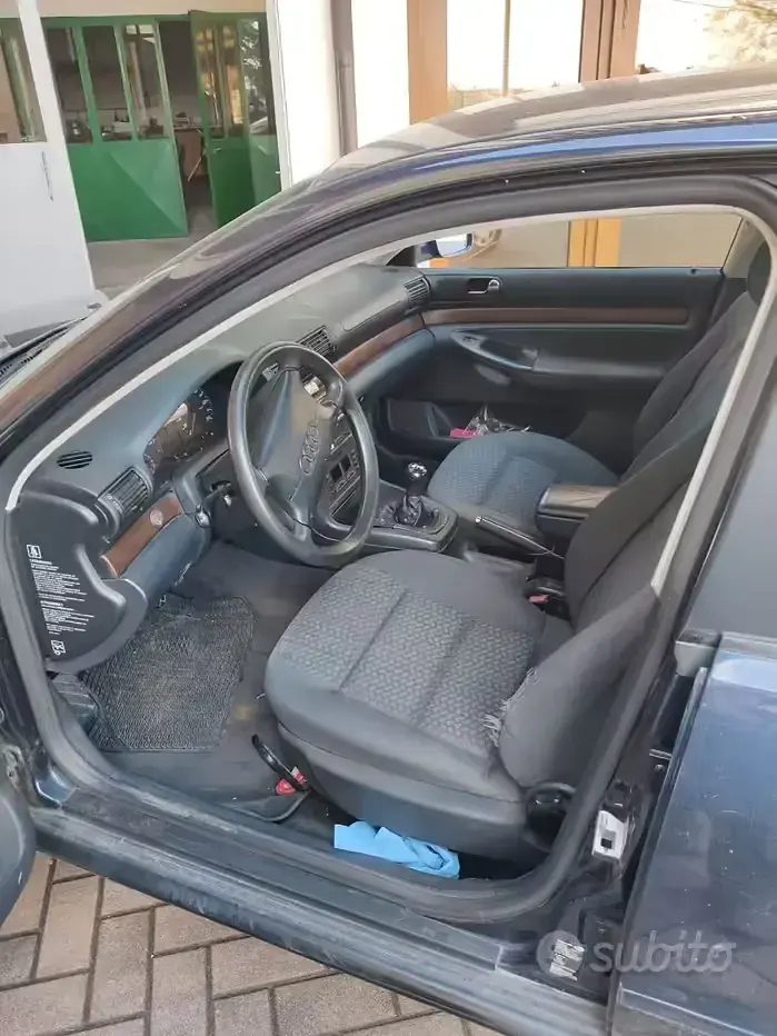 Usata Audi A4 125 CV (91 kW) 1995 Berlina