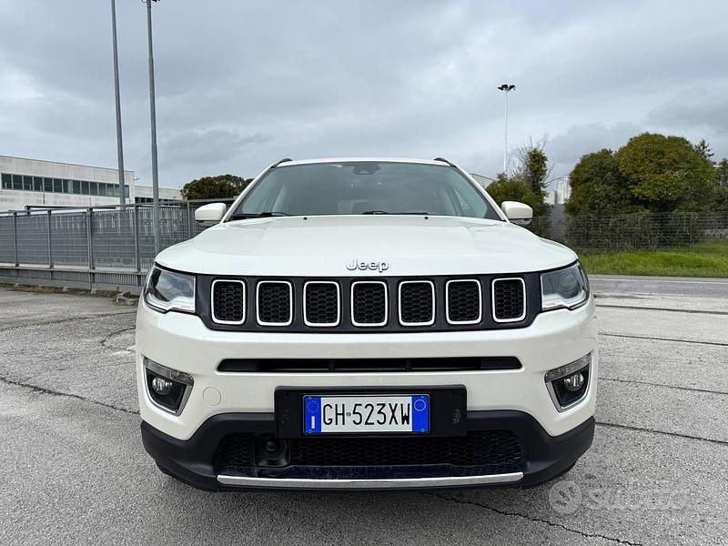 Usata Jeep Compass Limited 140 CV (102 kW) 2019 Bianco SUV