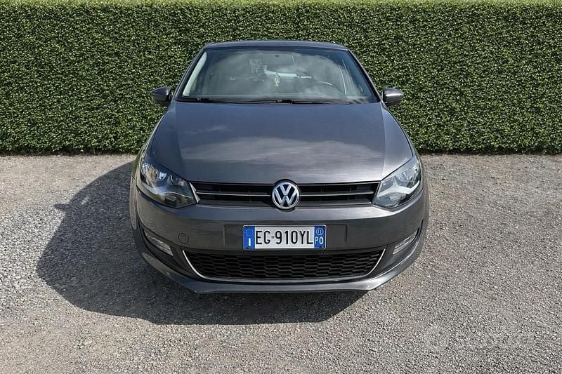 Usata VW Polo Highline 104 CV (76 kW) 2011 Grigio Utilitaria