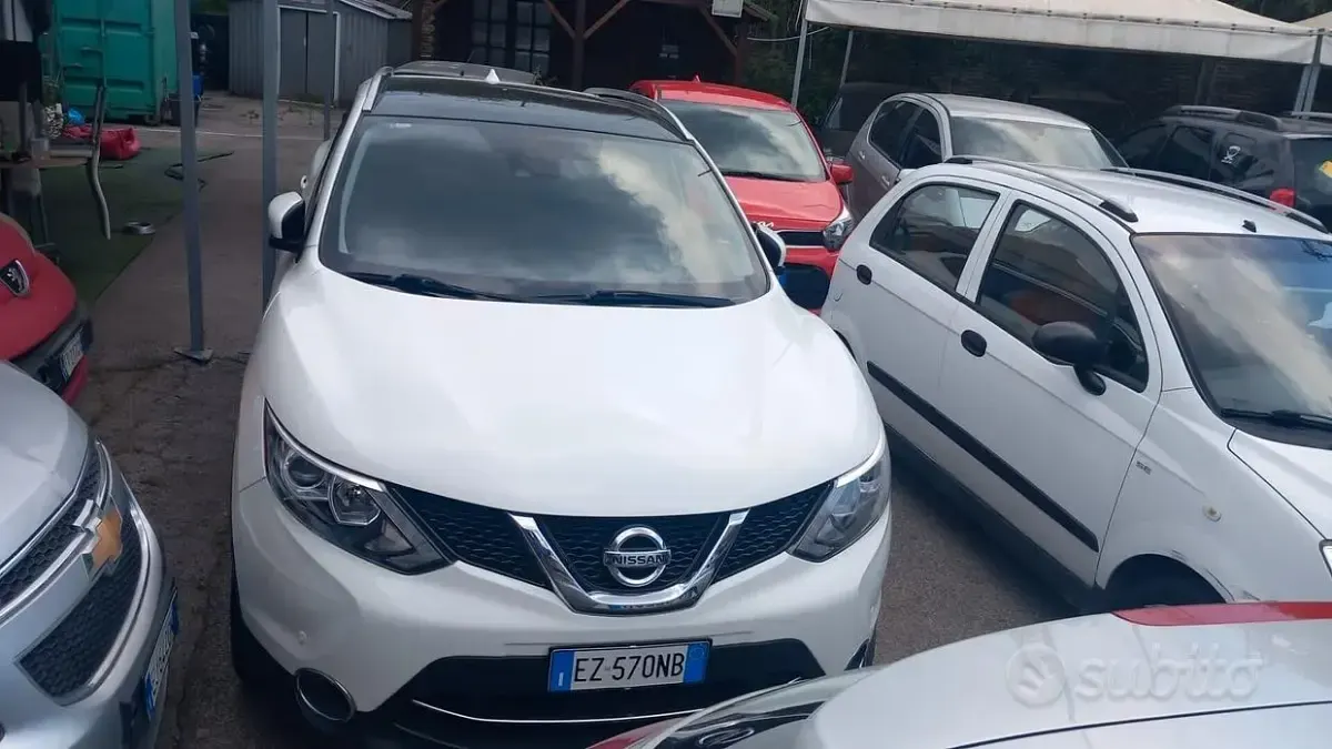 Usata Nissan Qashqai 360º 110 CV (80 kW) 2015 Bianco SUV