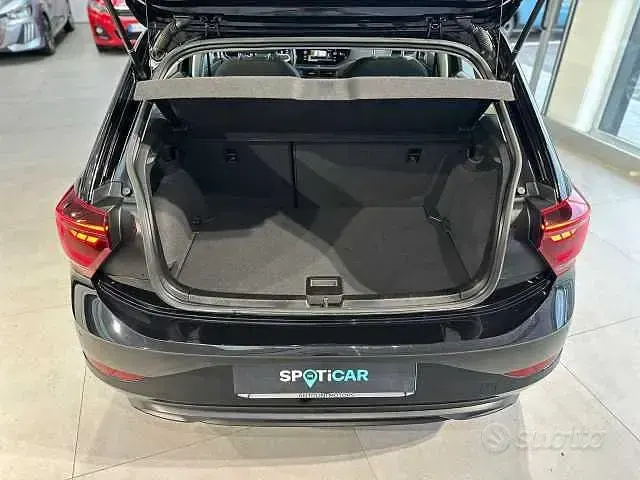 Usata VW Polo Style 95 CV (69 kW) 2025 Nero Utilitaria
