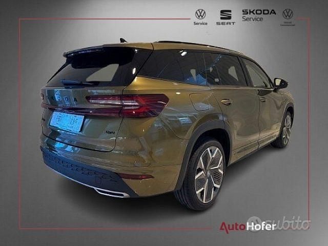 Nuova Skoda Kodiaq SportLine 193 CV (141 kW) 2025 Giallo SUV
