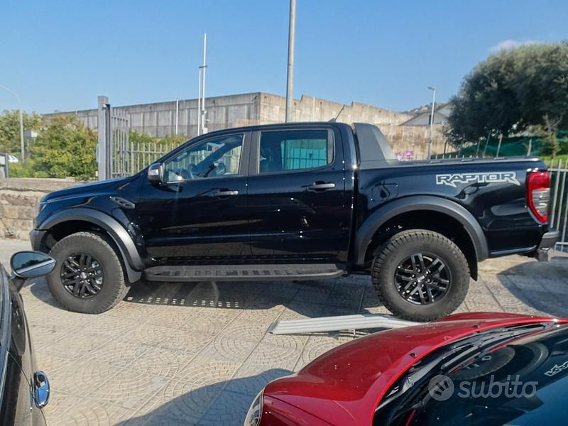 Usata Ford Ranger Limited 214 CV (157 kW) 2022 Nero Pick-up