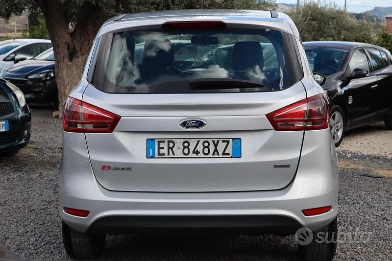 Usata Ford B-MAX 95 CV (69 kW) 2013 Grigio Monovolume