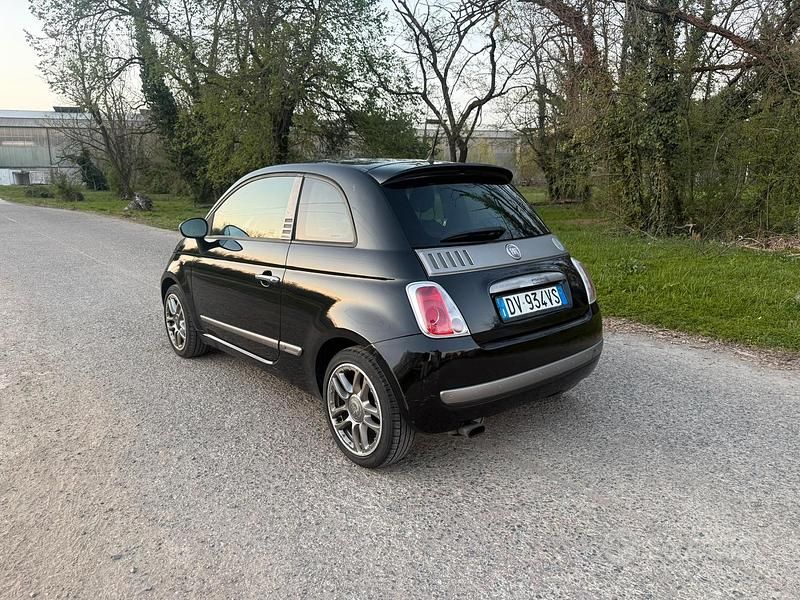 Usata Fiat 500 75 CV (55 kW) 2011 Nero Utilitaria
