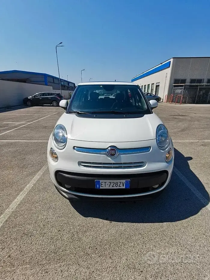 Usata Fiat 500L Easy 105 CV (77 kW) 2014 Bianco Monovolume