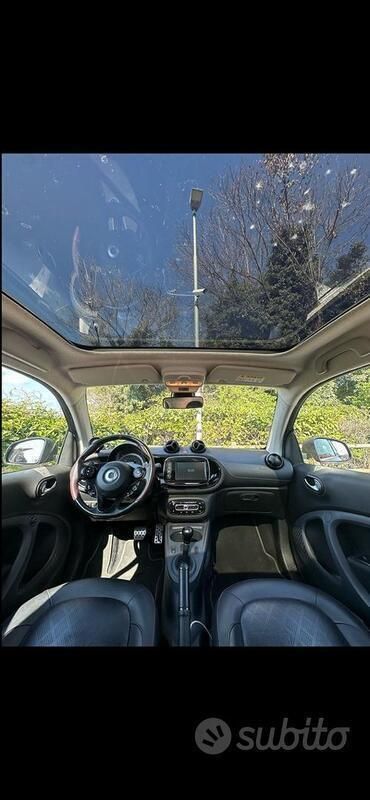 Usata Smart ForTwo Coupé Pure 71 CV (52 kW) 2019 Utilitaria