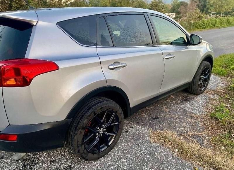 Usata Toyota RAV4 Active 150 CV (110 kW) 2013 SUV