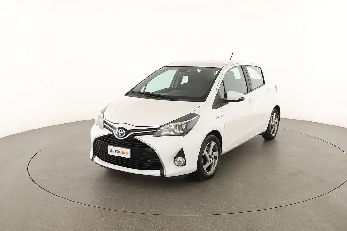 Usata Toyota Yaris Active 101 CV (74 kW) 2017 Utilitaria