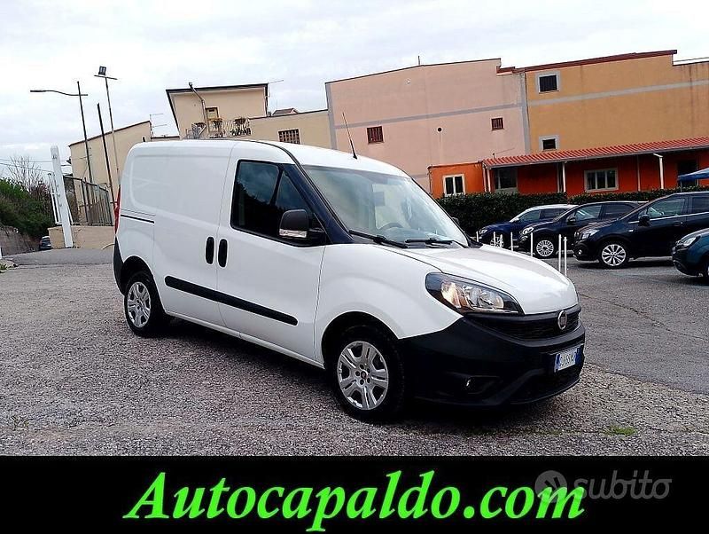 Bianco Usata 2022 Fiat Doblò Easy Monovolume | 10.300 € (Buon prezzo) - Immagine 1/4