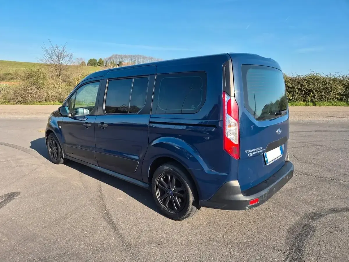 Usata Ford Tourneo Connect Titanium 119 CV (87 kW) 2019 Blu Monovolume