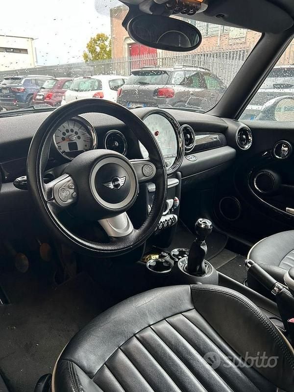Usata Mini Cooper Cabriolet 116 CV (85 kW) 2009 Cabrio