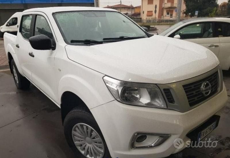 Bianco Usata 2017 Nissan Navara Pick-up | 20.500 € (Buon prezzo) - Immagine 1/4