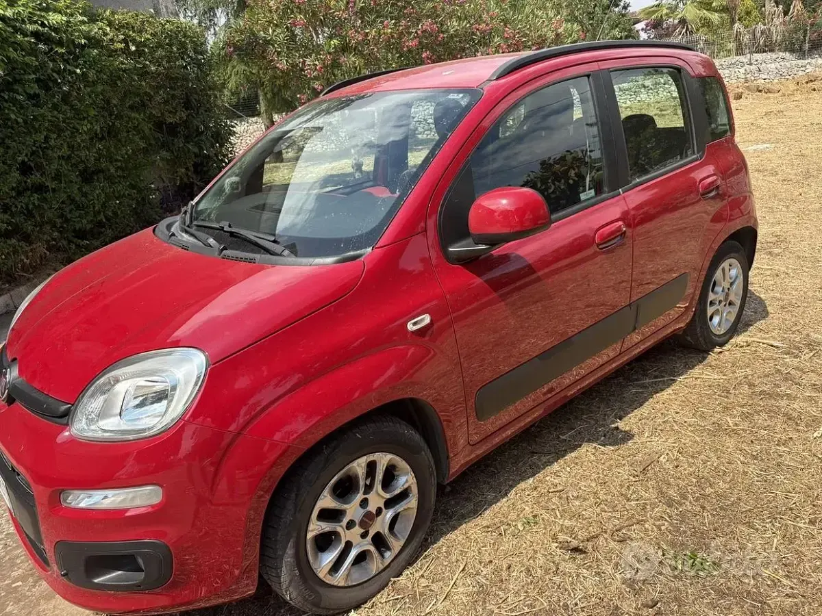 Usata Fiat Panda 69 CV (50 kW) 2016 Rosso Utilitaria