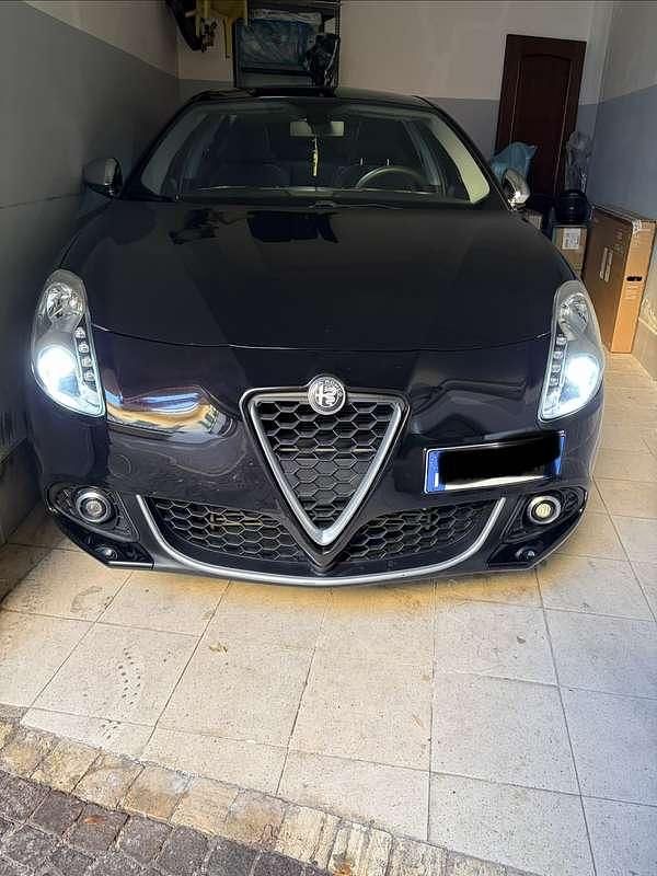 Usata Alfa Romeo Giulietta Super 120 CV (88 kW) 2019 Berlina