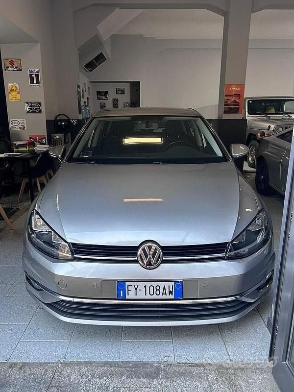 Usata VW Golf VII 116 CV (85 kW) 2019 Grigio Berlina
