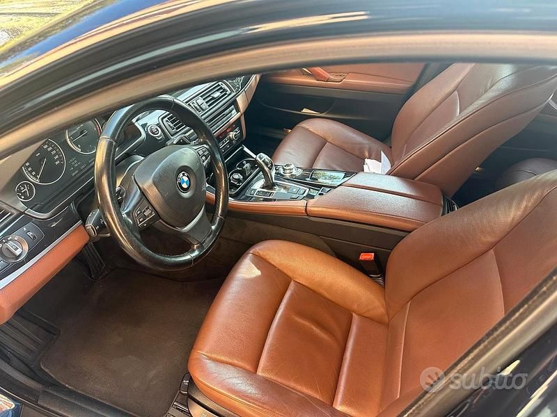 Usata BMW 520 2011 Blu Berlina