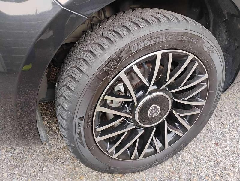 Usata Lancia Ypsilon Gold 69 CV (50 kW) 2023 Utilitaria