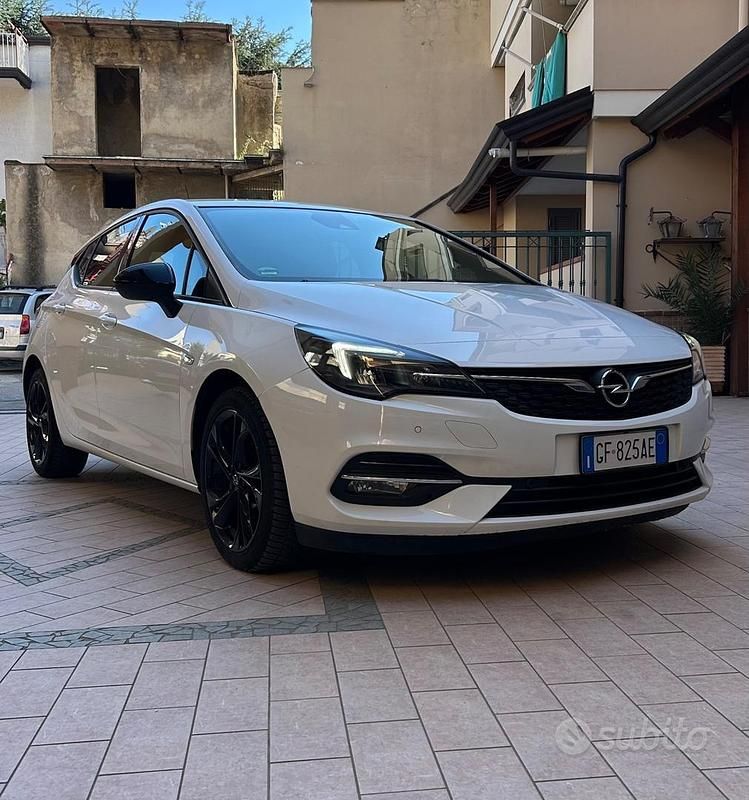 Occasion Opel Astra GS Line 122 ch (89 kW) 2021 Gris Berline