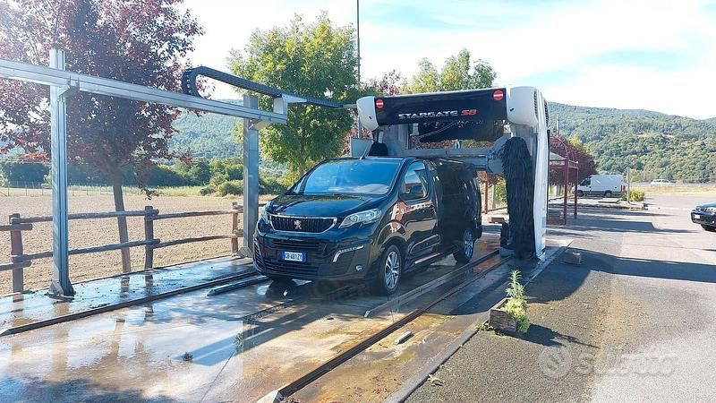 Usata Peugeot Traveller 2020 Nero Monovolume