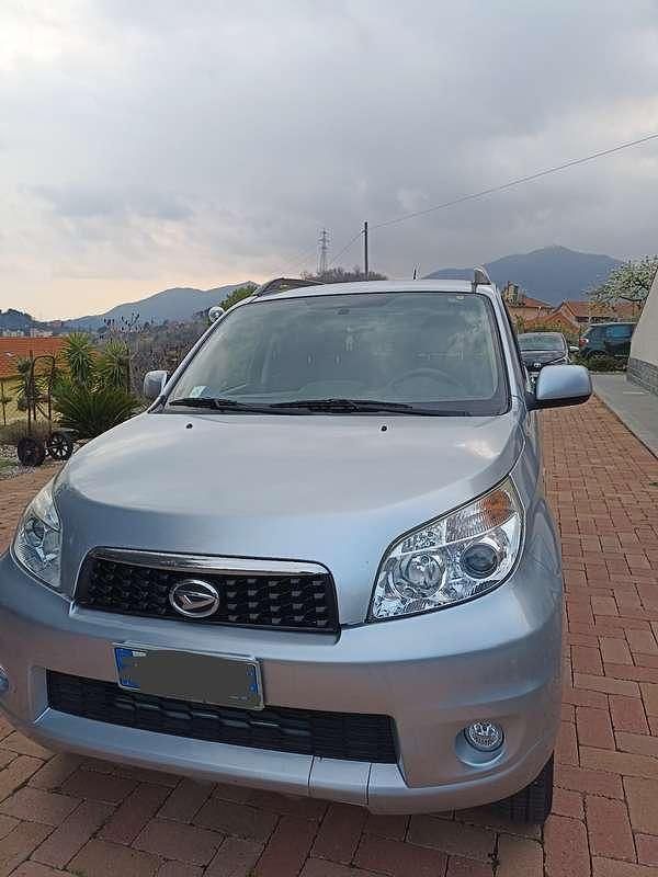 Usata Daihatsu Terios Be You 105 CV (77 kW) 2011 SUV