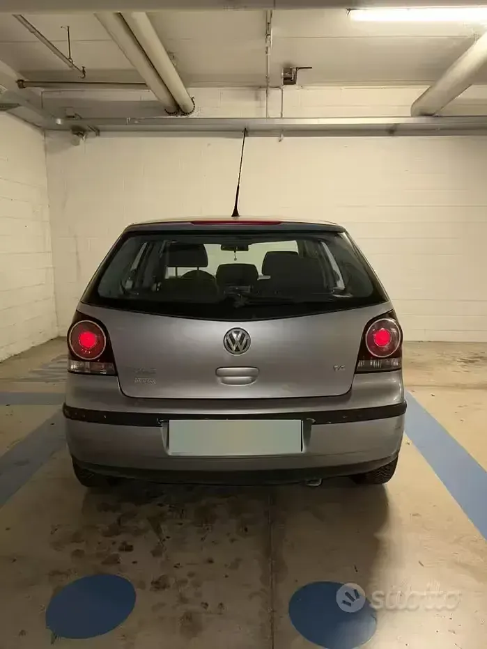 Usata VW Polo 80 CV (58 kW) 2009 Grigio Utilitaria