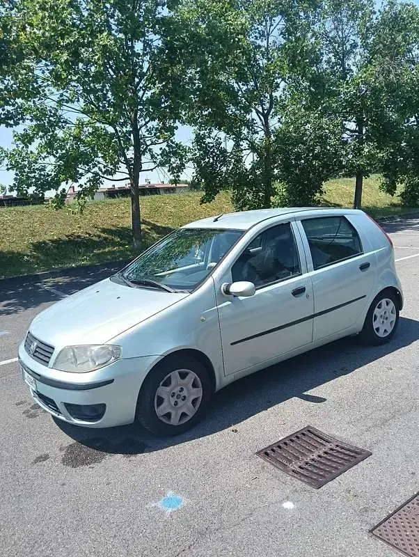 Usata Fiat Punto 60 CV (44 kW) 2003 Utilitaria