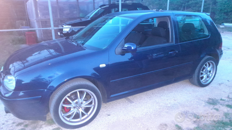 Usato 2000 VW Golf IV 1.9 Diesel 90 CV (3.000 €)