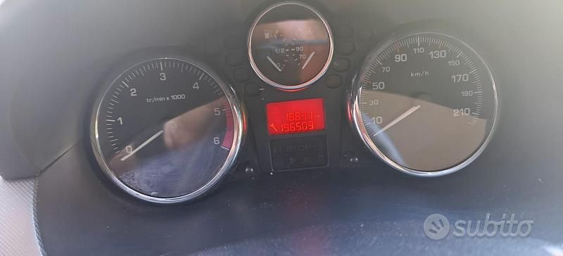 Usata Peugeot 206+ 68 CV (50 kW) 2012 Grigio Utilitaria