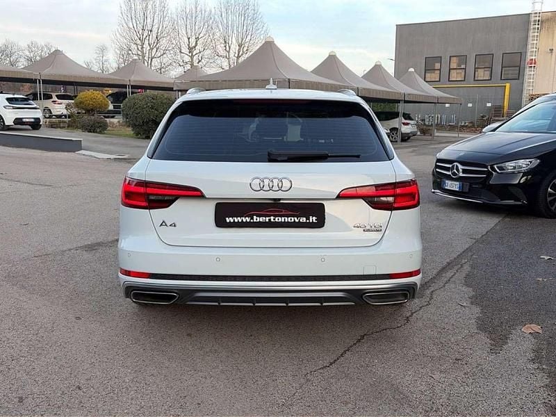 Usata Audi A4 S-Line 190 CV (139 kW) 2019 Bianco Station wagon