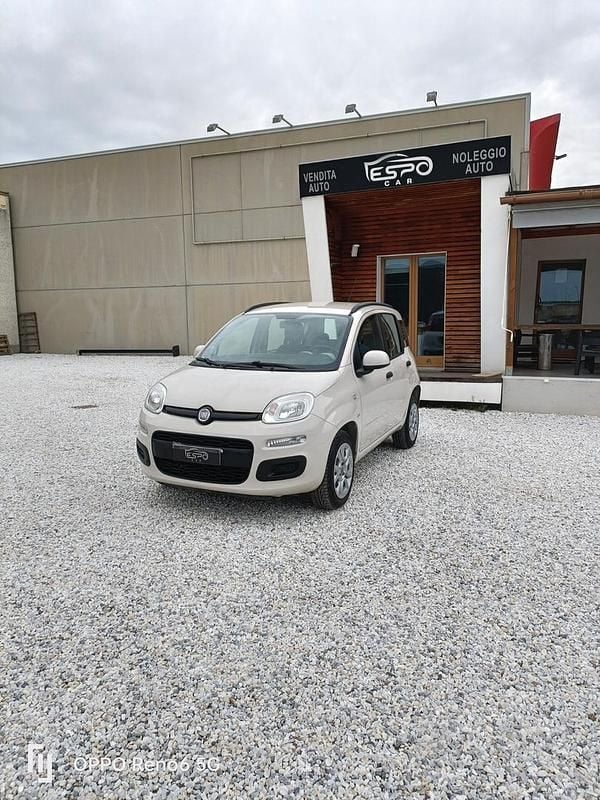 Usata Fiat Panda Pop 84 CV (61 kW) 2014 Beige Utilitaria