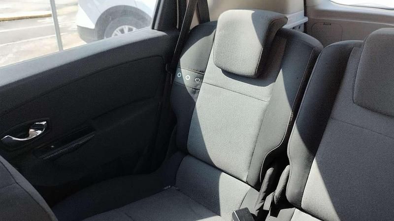 Usata Renault Scénic III 107 CV (78 kW) 2013 Monovolume