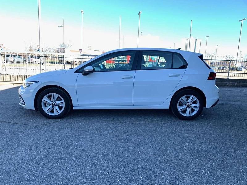 Usata VW Golf VIII Style 131 CV (96 kW) 2023 Bianco Berlina
