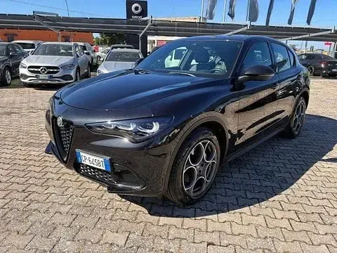 Usata Alfa Romeo Stelvio Super 209 CV (153 kW) 2023 SUV
