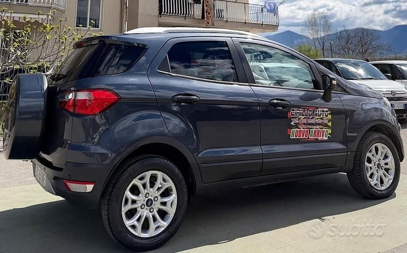 Usata Ford Ecosport Titanium 90 CV (66 kW) 2014 Grigio SUV