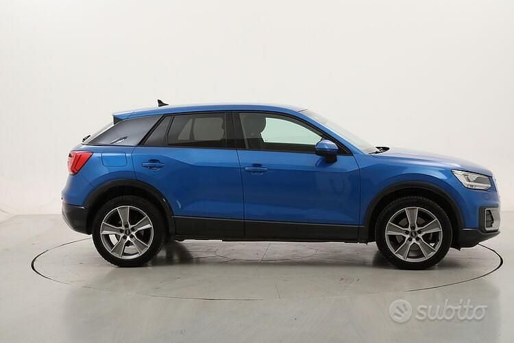 Usado Audi Q2 Admired 150 CV (110 kW) 2021 Azul SUV