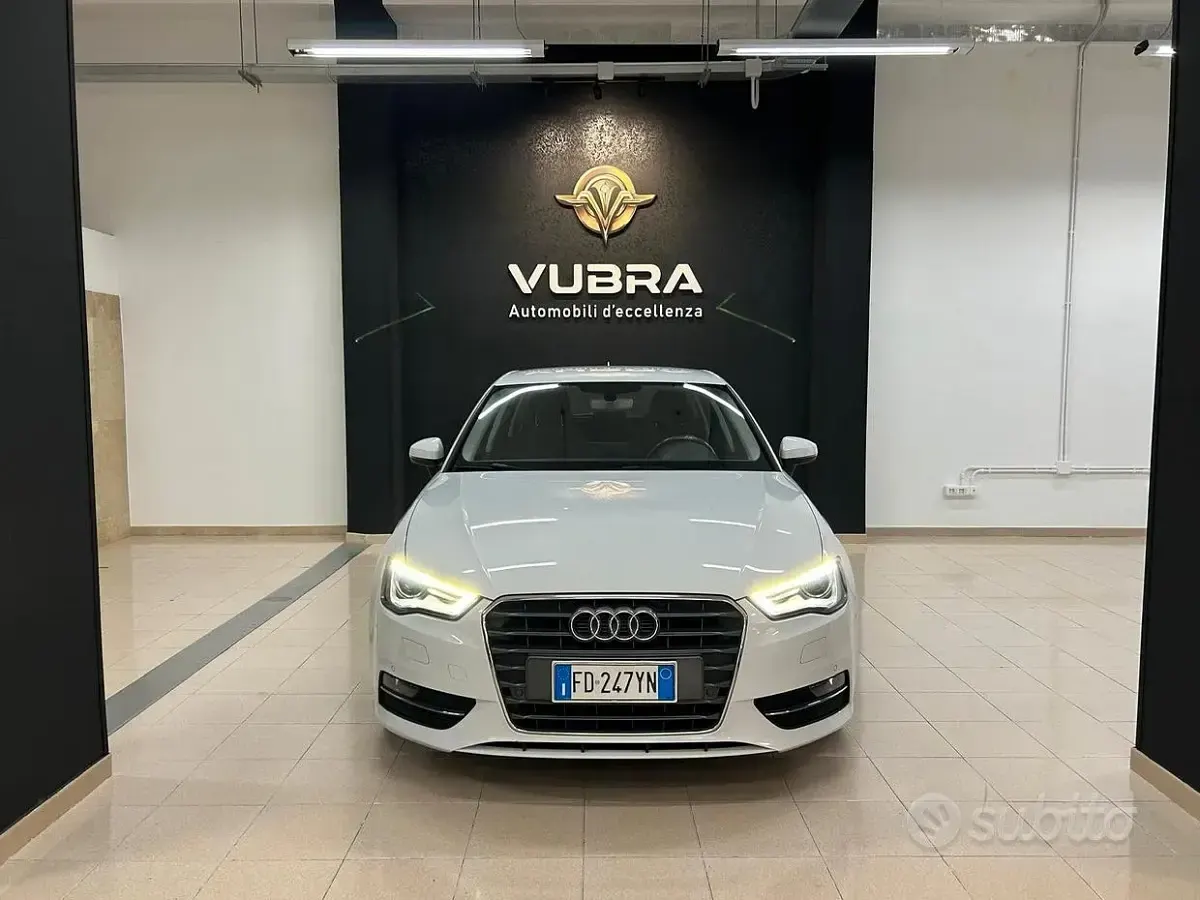 Usata Audi A3 Business 110 CV (80 kW) 2016 Bianco Berlina