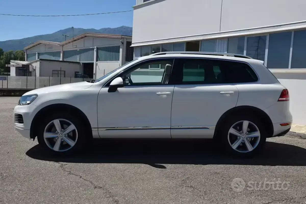 Usata VW Touareg 239 CV (175 kW) 2011 Bianco SUV