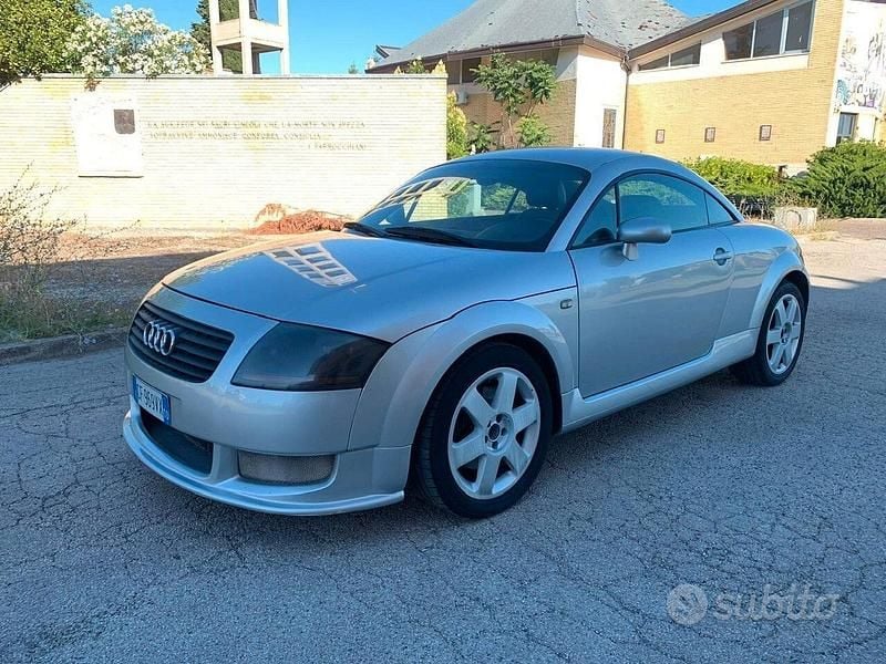 Grigio Usata 2002 Audi TT Coupé | 5500 € (Buon prezzo) - Immagine 1/4