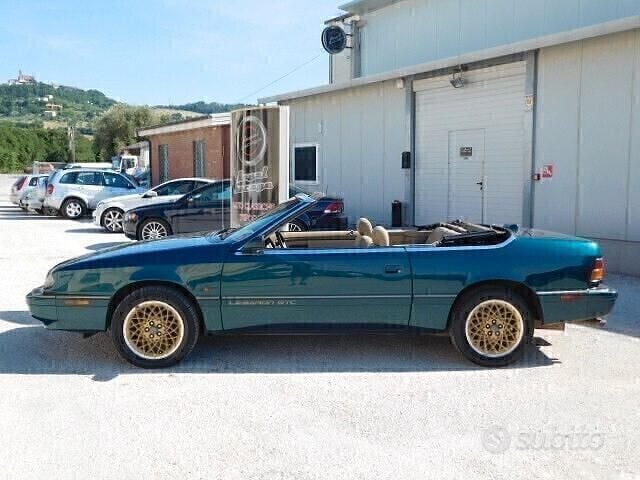 Usata Chrysler Le Baron 140 CV (102 kW) 1993 Verde Cabrio