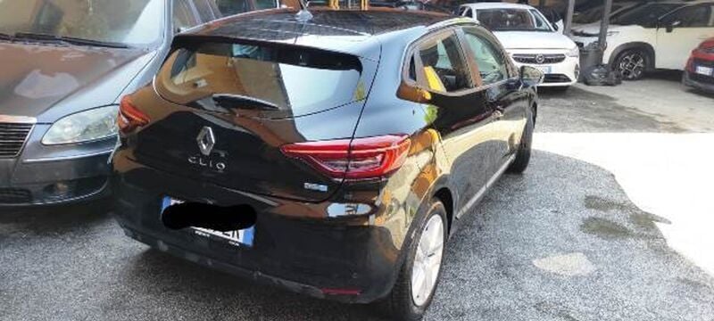 Usato 2021 Renault Clio V 1.6 El 140 CV (8.900 €)