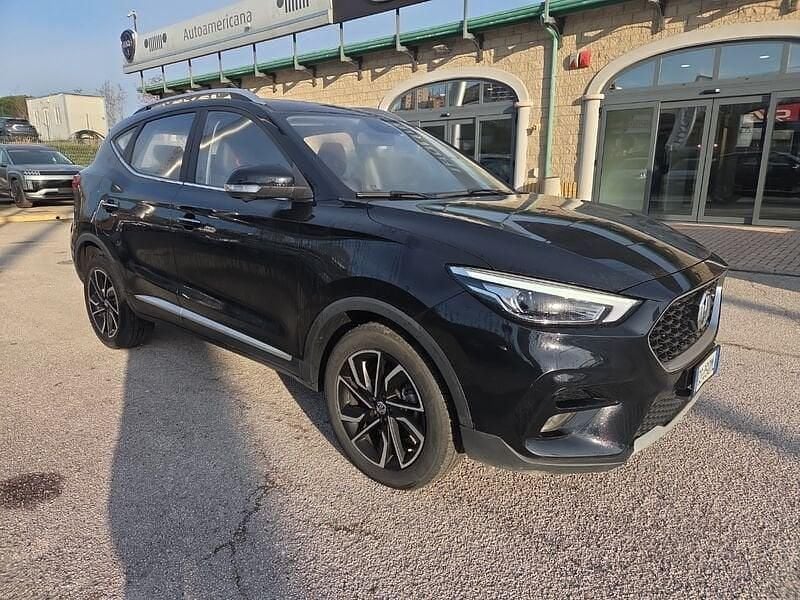 Usata MG ZS Luxury 111 CV (81 kW) 2023 Nero SUV