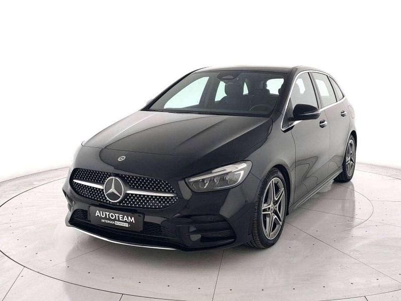 Usata Mercedes B200 AMG Line Premium 150 CV (110 kW) 2024 Nero Monovolume