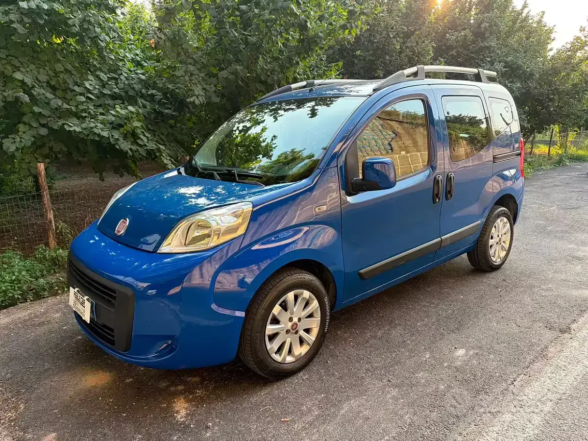 Usata Fiat Qubo Active 75 CV (55 kW) 2014 Bluazzurro Monovolume