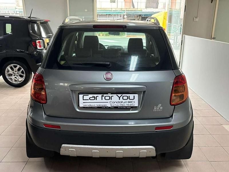 Usata Fiat Sedici Emotion 135 CV (99 kW) 2013 Grigio SUV