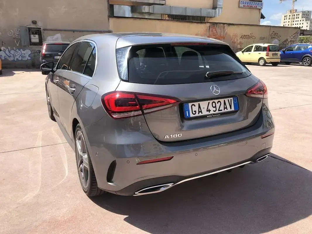 Usata Mercedes A180 Business 136 CV (100 kW) 2019 Berlina